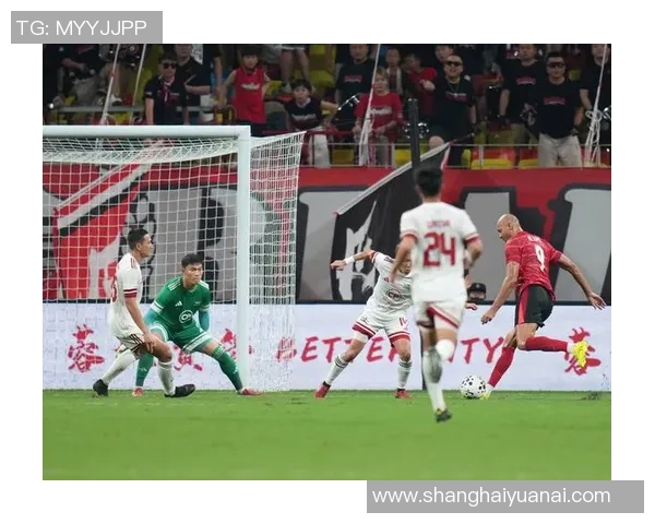 赛后分析:西安足球队与成都足球队实力对比及比赛亮点回顾 赛后分析:西安足球队与成都足球队实力对比及比赛亮点回顾