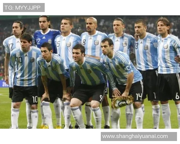 足球明星的传奇生涯与成就回顾及其对足球运动的影响分析