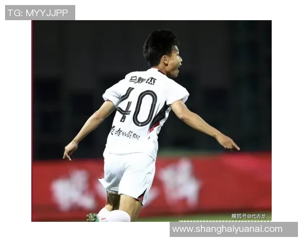 重庆篮球队以92分领跑精英赛积分榜展现强劲实力 重庆篮球队以92分领跑精英赛积分榜展现强劲实力