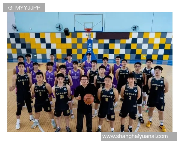 冠军赛特别报道：成都篮球队的逆袭之旅