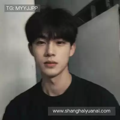 凤万宇