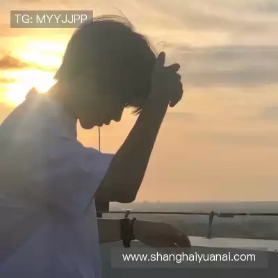 滑鹤迅